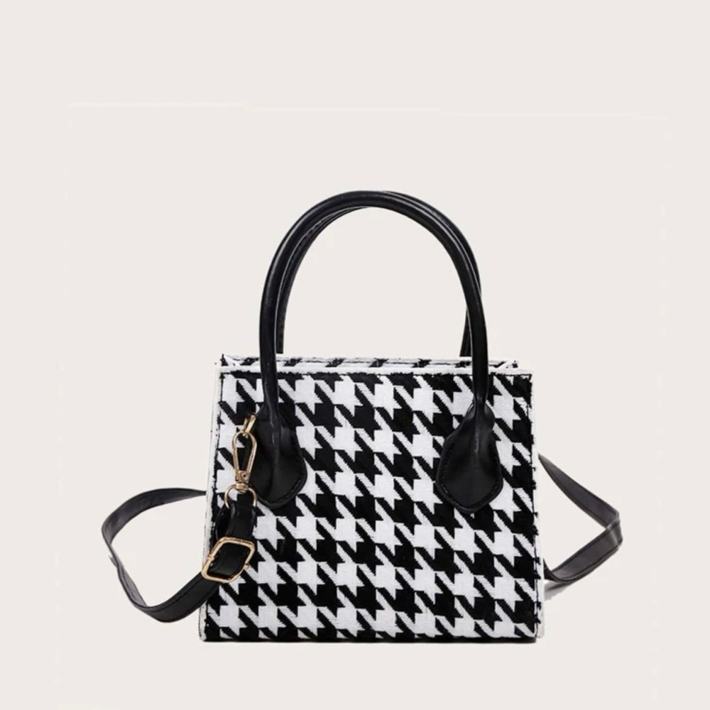 MAKE AN OFFER! Houndstooth print bag